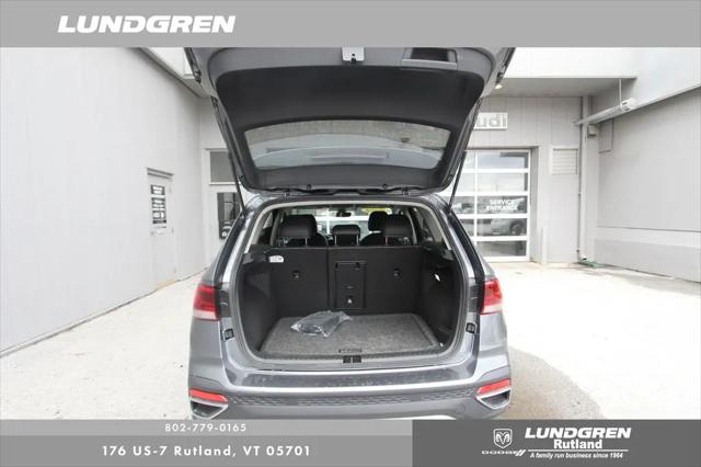 2024 Volkswagen Taos 1.5T SE