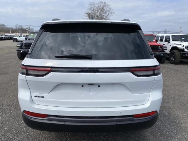 2026 Jeep Grand Cherokee Altitude 4x4