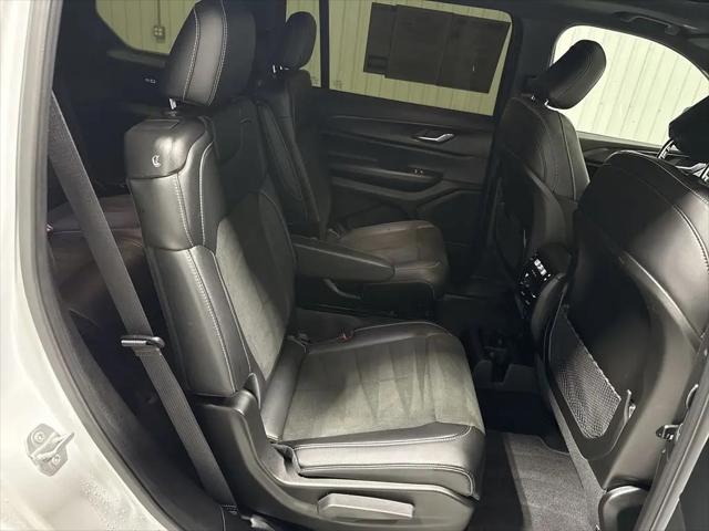 2025 Jeep Grand Cherokee L Altitude X 4x2