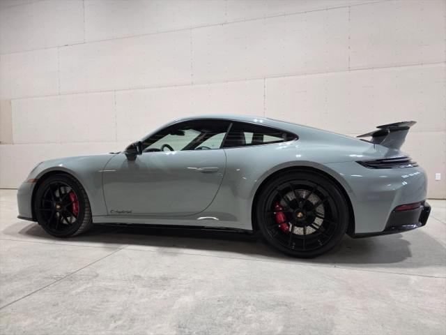 2025 Porsche 911 Carrera 4 GTS