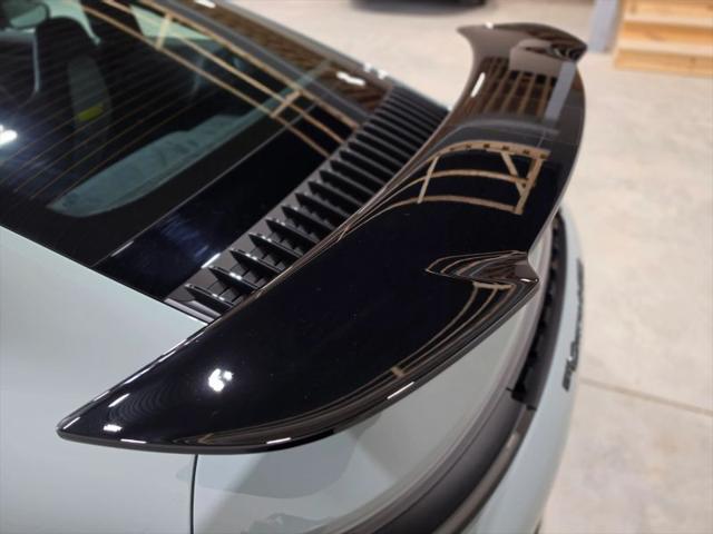 2025 Porsche 911 Carrera 4 GTS
