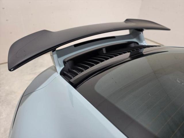 2025 Porsche 911 Carrera 4 GTS