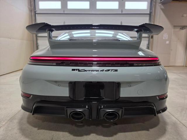 2025 Porsche 911 Carrera 4 GTS