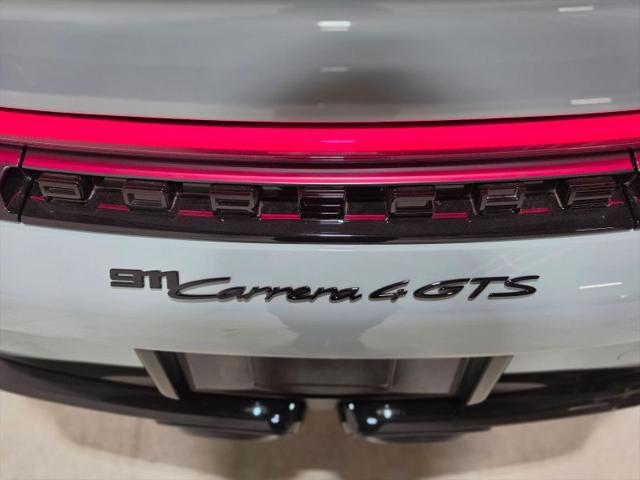 2025 Porsche 911 Carrera 4 GTS