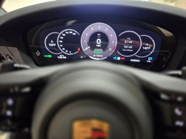 2025 Porsche 911 Carrera 4 GTS