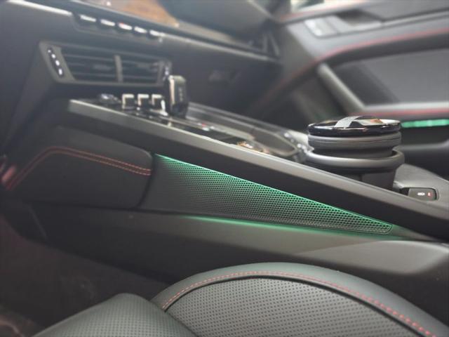 2025 Porsche 911 Carrera 4 GTS