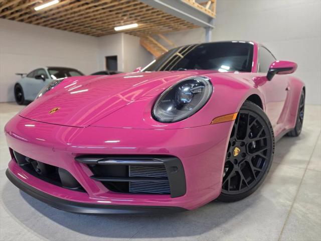 2024 Porsche 911 Carrera 4 GTS