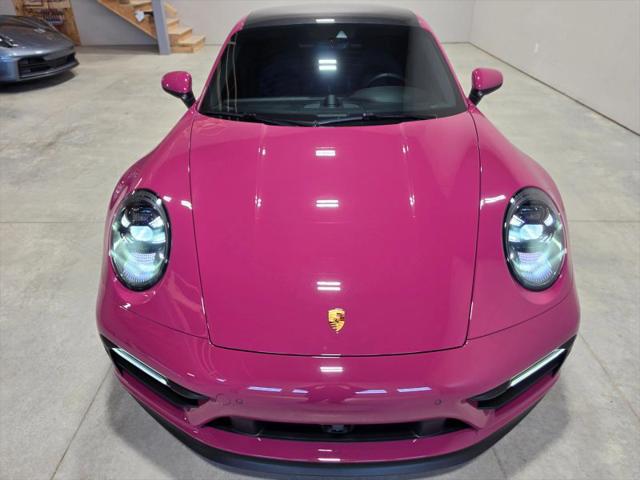 2024 Porsche 911 Carrera 4 GTS