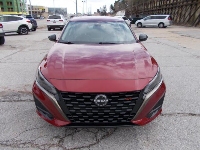 2024 Nissan Altima SR FWD