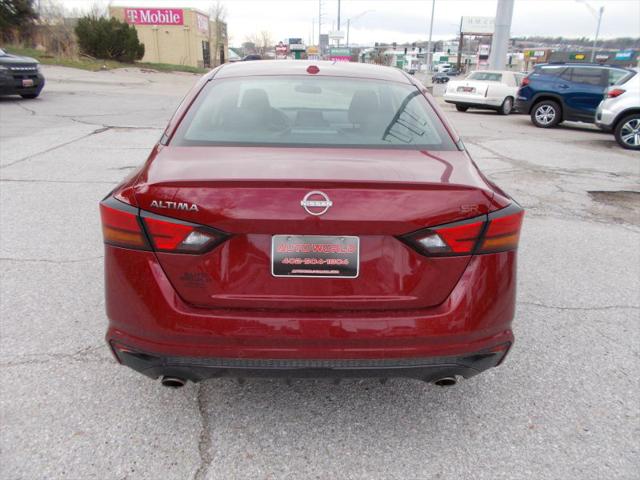 2024 Nissan Altima SR FWD