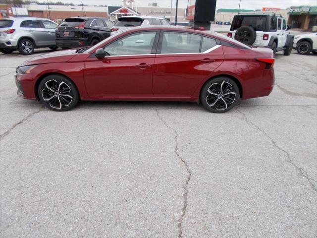 2024 Nissan Altima SR FWD