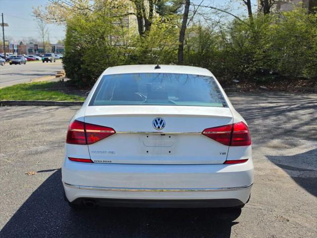 2016 Volkswagen Passat 1.8T SEL