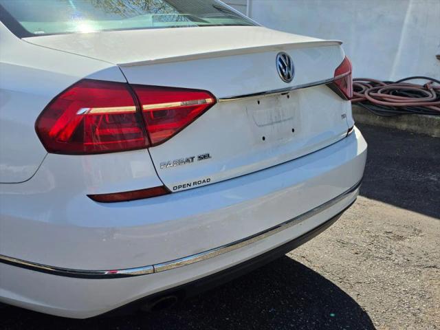 2016 Volkswagen Passat 1.8T SEL