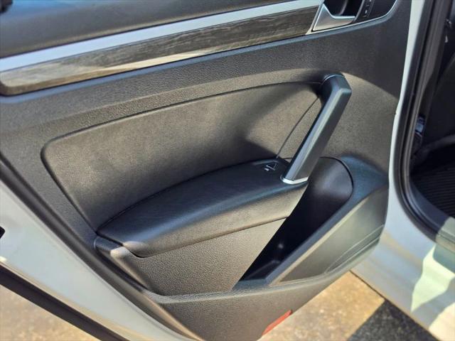 2016 Volkswagen Passat 1.8T SEL