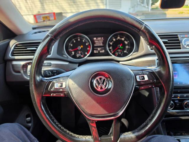 2016 Volkswagen Passat 1.8T SEL