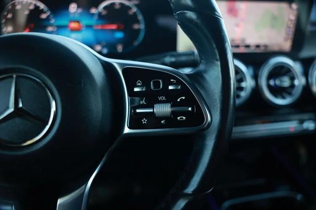 2023 Mercedes-Benz EQB 300 4MATIC