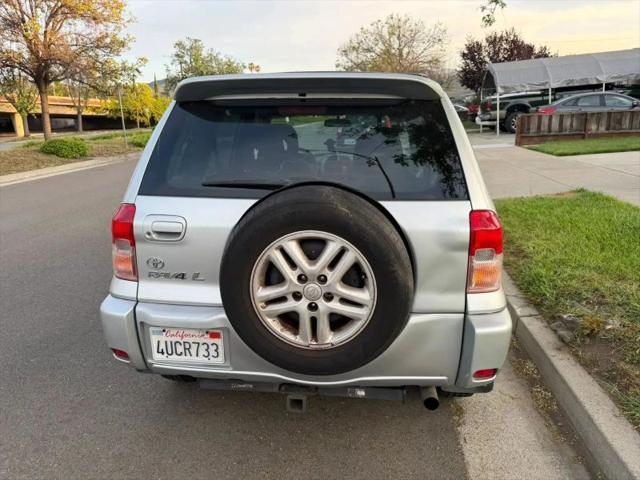 2002 Toyota RAV4 Base