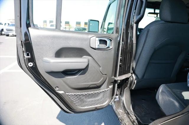 2026 Jeep Gladiator Sport