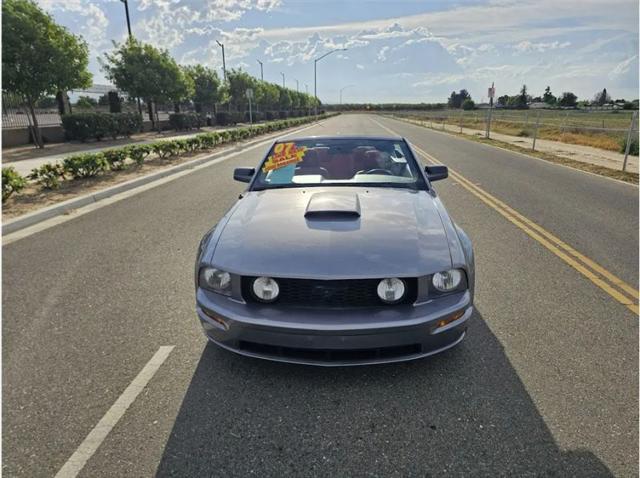 2007 Ford Mustang GT Deluxe
