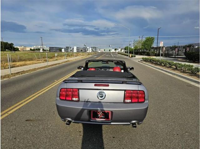 2007 Ford Mustang GT Deluxe
