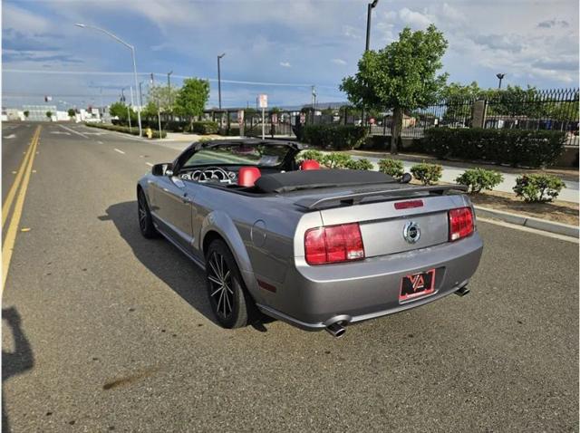 2007 Ford Mustang GT Deluxe