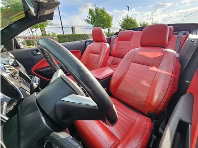 2007 Ford Mustang GT Deluxe