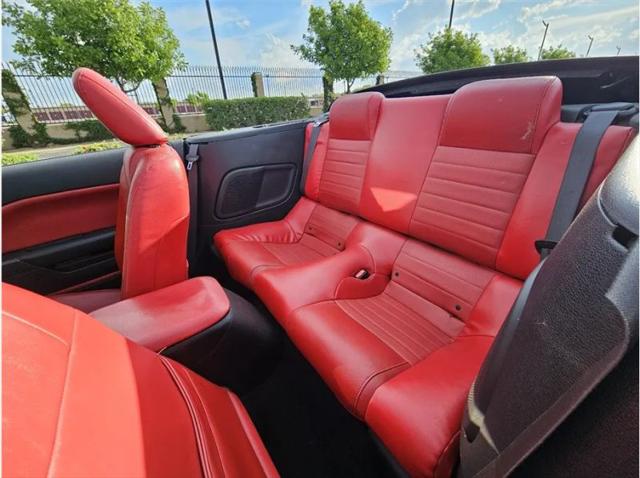 2007 Ford Mustang GT Deluxe