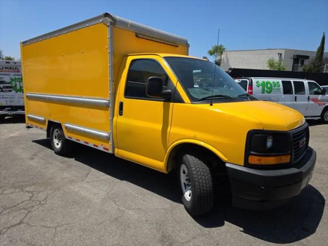 2017 GMC Savana Cutaway Work Van