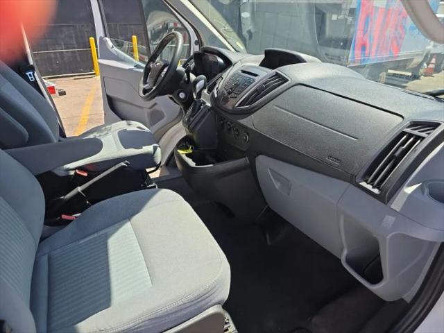 2017 Ford Transit XLT