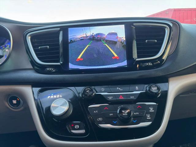 2017 Chrysler Pacifica Touring-L Plus