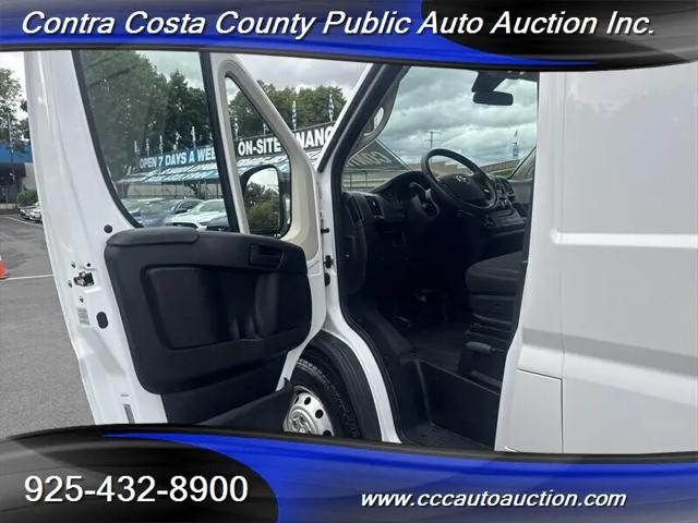 2018 Ram ProMaster Cargo Van Low Roof 136" WB