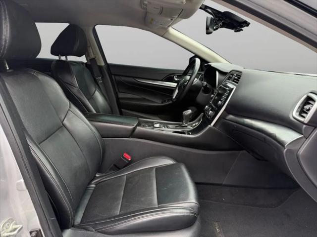 2021 Nissan Maxima SV Xtronic CVT