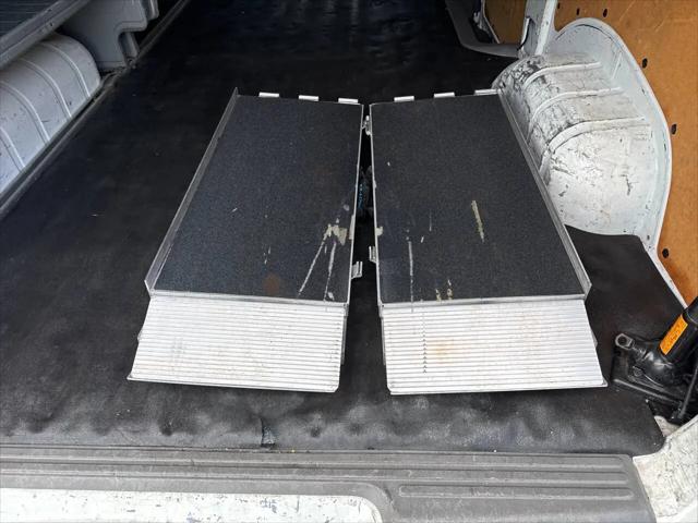 2020 Nissan 1500 SV Standard Roof V6