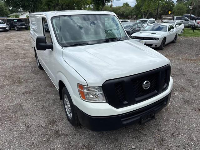 2020 Nissan 1500 SV Standard Roof V6