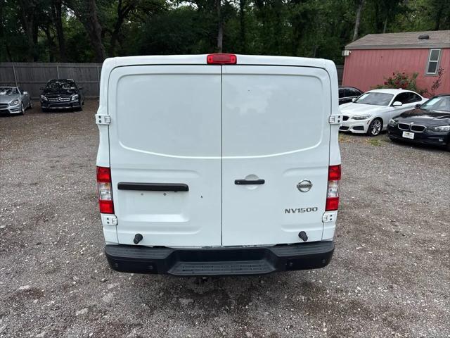 2020 Nissan 1500 SV Standard Roof V6