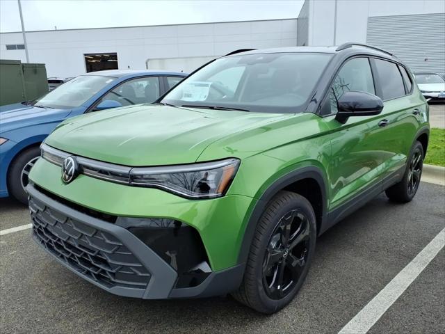 2026 Volkswagen Taos SE Black