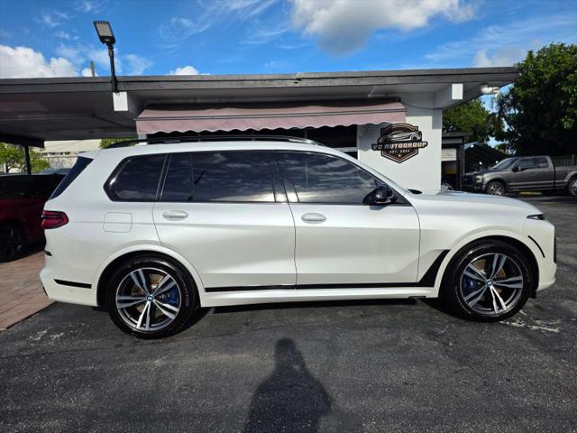 2024 BMW X7 M60i