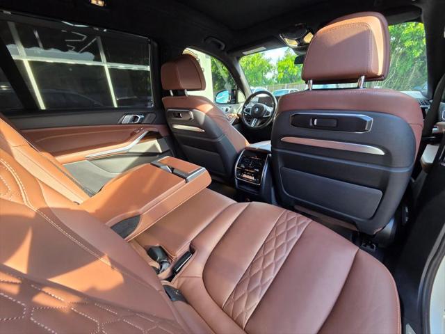 2024 BMW X7 M60i