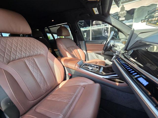 2024 BMW X7 M60i