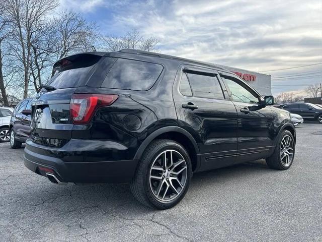 2017 Ford Explorer Sport