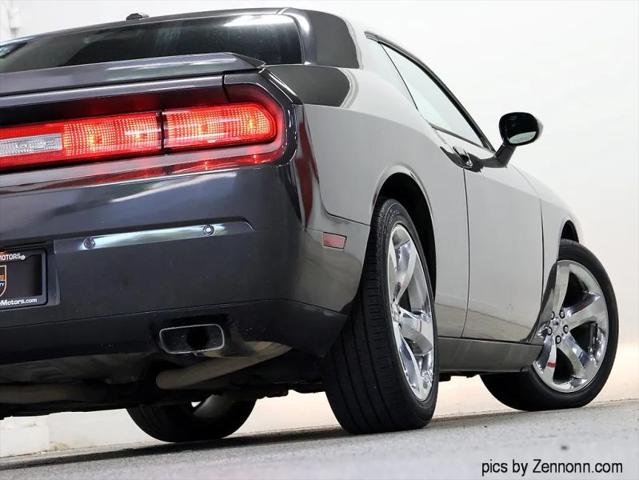 2014 Dodge Challenger SXT Plus