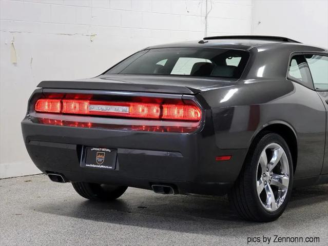 2014 Dodge Challenger SXT Plus