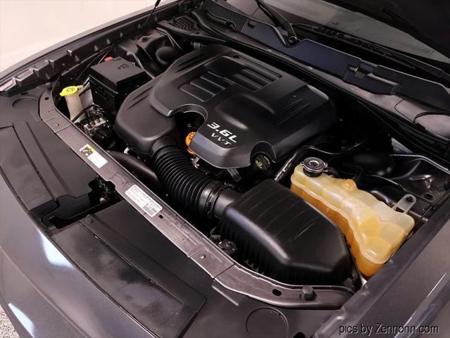 2014 Dodge Challenger SXT Plus