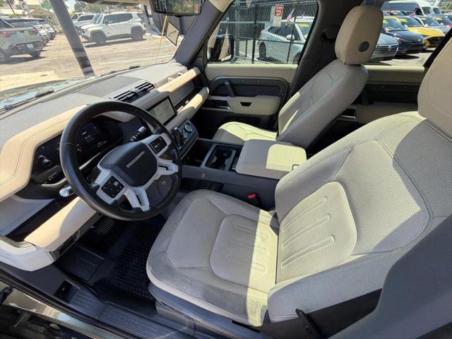 2021 Land Rover Defender 110 SE