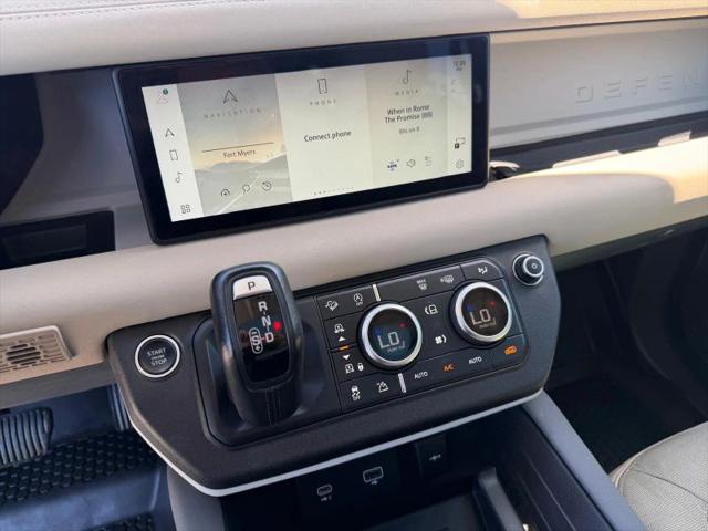 2021 Land Rover Defender 110 SE