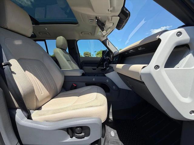 2021 Land Rover Defender 110 SE