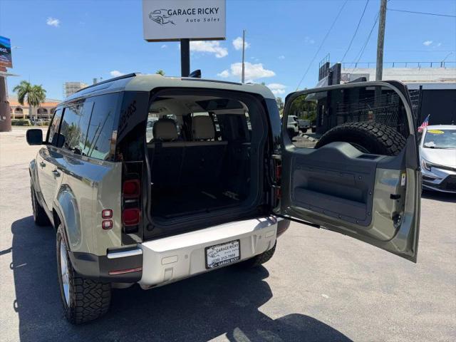 2021 Land Rover Defender 110 SE