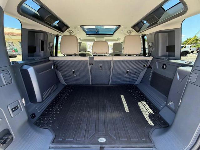 2021 Land Rover Defender 110 SE