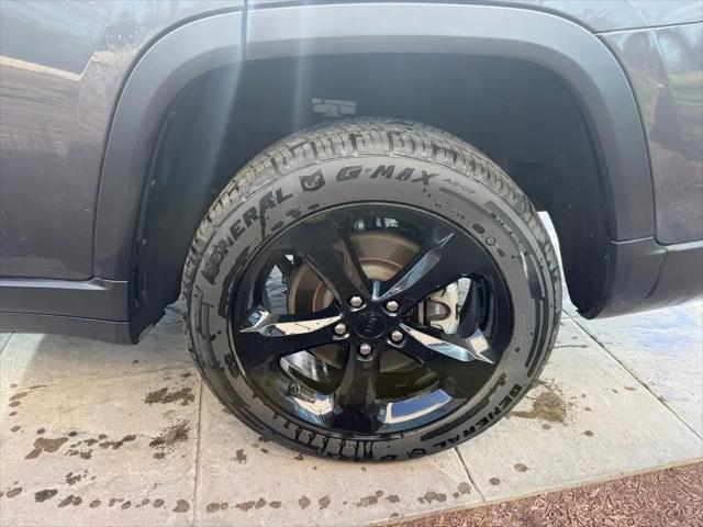 2023 Jeep Grand Cherokee L Altitude 4x4