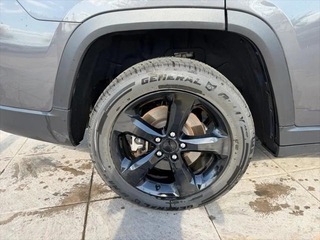 2023 Jeep Grand Cherokee L Altitude 4x4